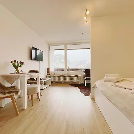 Strandnah Balkon Strandlaeufer 1 & 2 *